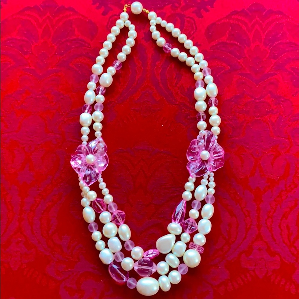 Necklace - Picture 1 of 1